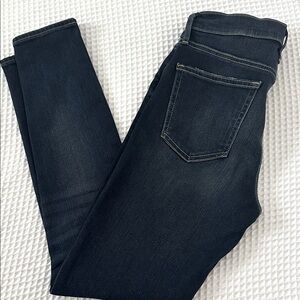 GAP Women's Dark Blue True Skinny Jeans Size 4/27
